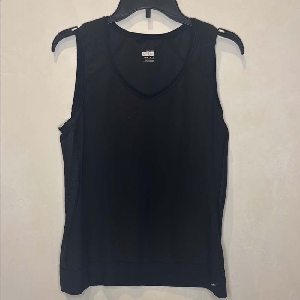 Nike Dri-FIT Black Sleeveless Top Medium – V-Neck, Breathable Sides